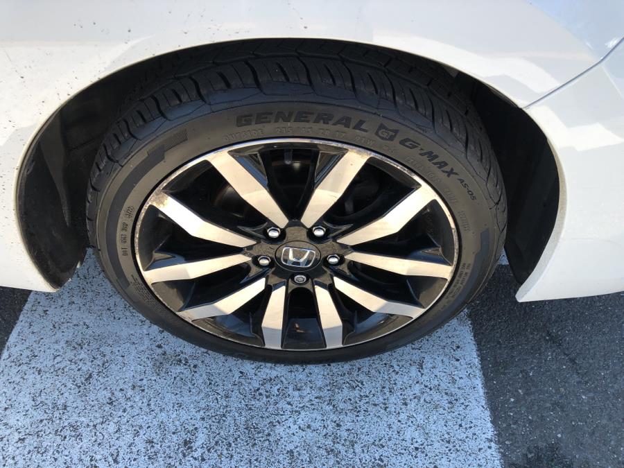 2014 Honda Civic Coupe 2dr EX-L w/Navi, available for sale in Waterbury, Connecticut | National Auto Brokers, Inc.. Waterbury, Connecticut 2014 Honda Civic Coupe 2dr EX-L w/Navi, available for sale in Waterbury, Connecticut | National Auto Brokers, Inc.. Waterbury, Connecticut