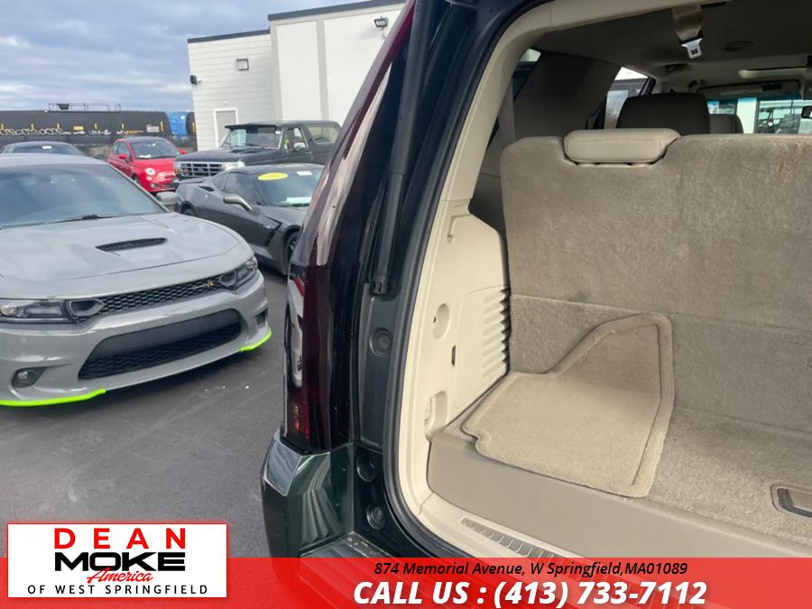 Used Cadillac Escalade 4WD 4dr Luxury Collection 2016 | Dean Moke America of West Springfield. W Springfield, Massachusetts Used Cadillac Escalade 4WD 4dr Luxury Collection 2016 | Dean Moke America of West Springfield. W Springfield, Massachusetts