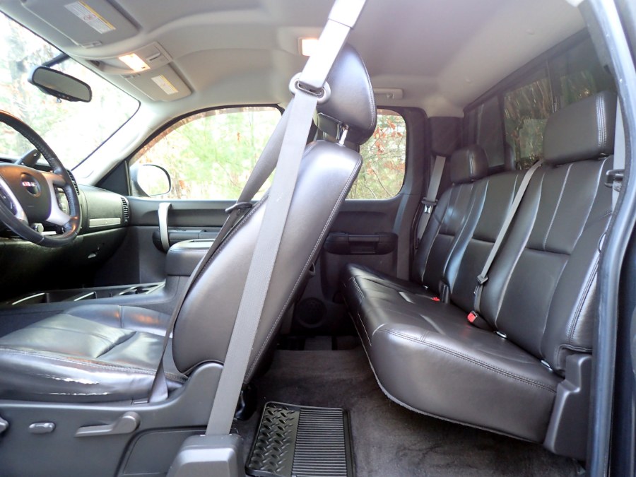 2009 GMC Sierra 3500HD 4WD Ext Cab 157.5" SRW SLE, available for sale in Storrs, Connecticut | Eagleville Motors. Storrs, Connecticut 2009 GMC Sierra 3500HD 4WD Ext Cab 157.5" SRW SLE, available for sale in Storrs, Connecticut | Eagleville Motors. Storrs, Connecticut
