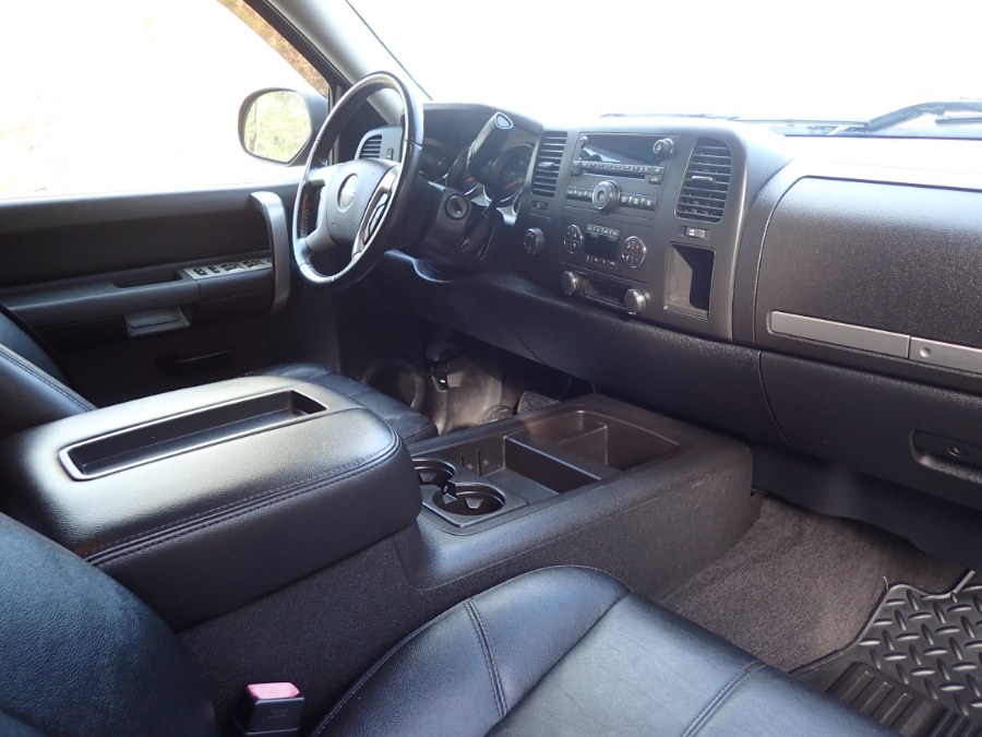 2009 GMC Sierra 3500HD 4WD Ext Cab 157.5" SRW SLE, available for sale in Storrs, Connecticut | Eagleville Motors. Storrs, Connecticut 2009 GMC Sierra 3500HD 4WD Ext Cab 157.5" SRW SLE, available for sale in Storrs, Connecticut | Eagleville Motors. Storrs, Connecticut