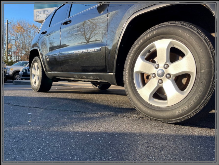2011 Jeep Grand Cherokee 4WD 4dr Laredo, available for sale in Huntington Station, New York | My Auto Inc.. Huntington Station, New York 2011 Jeep Grand Cherokee 4WD 4dr Laredo, available for sale in Huntington Station, New York | My Auto Inc.. Huntington Station, New York
