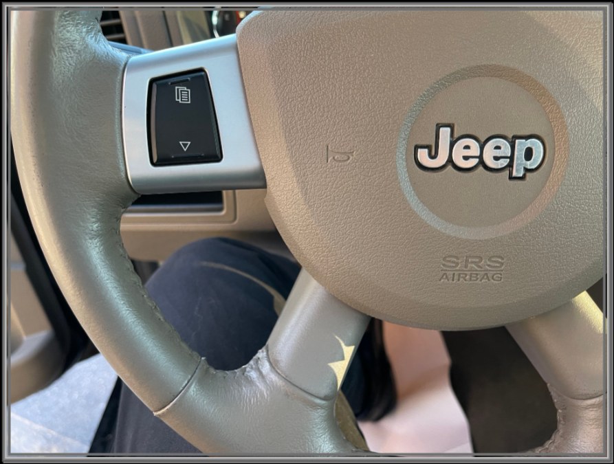 2009 Jeep Grand Cherokee 4WD 4dr Laredo, available for sale in Huntington Station, New York | My Auto Inc.. Huntington Station, New York 2009 Jeep Grand Cherokee 4WD 4dr Laredo, available for sale in Huntington Station, New York | My Auto Inc.. Huntington Station, New York