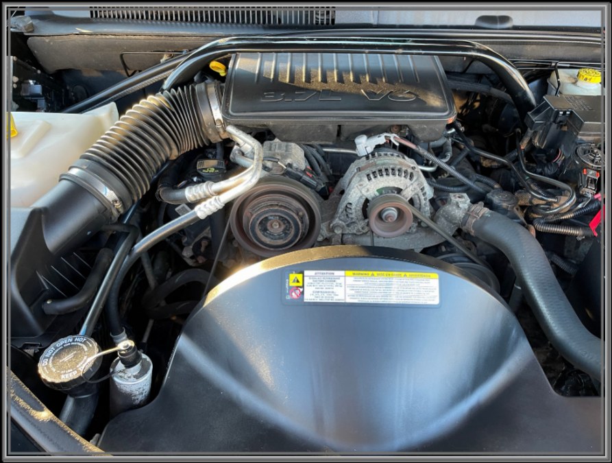2009 Jeep Grand Cherokee 4WD 4dr Laredo, available for sale in Huntington Station, New York | My Auto Inc.. Huntington Station, New York 2009 Jeep Grand Cherokee 4WD 4dr Laredo, available for sale in Huntington Station, New York | My Auto Inc.. Huntington Station, New York