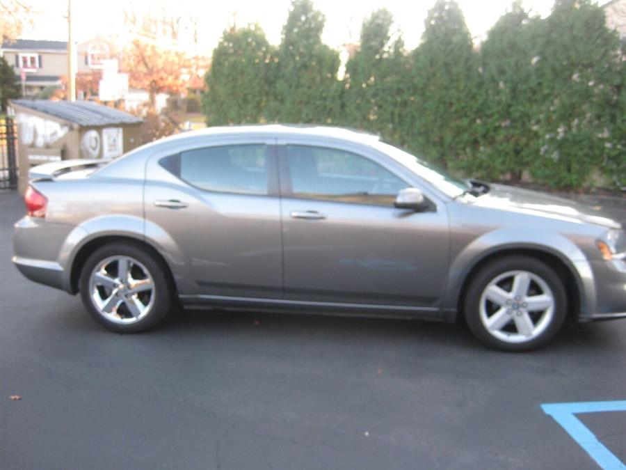 2013 Dodge Avenger SXT 4dr Sedan, available for sale in Massapequa, New York | Rite Choice Auto Inc.. Massapequa, New York 2013 Dodge Avenger SXT 4dr Sedan, available for sale in Massapequa, New York | Rite Choice Auto Inc.. Massapequa, New York