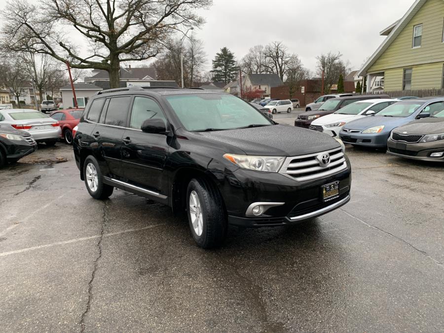 Used Toyota Highlander 4WD 4dr V6 (Natl) 2012 | Absolute Motors Inc. Springfield, Massachusetts Used Toyota Highlander 4WD 4dr V6 (Natl) 2012 | Absolute Motors Inc. Springfield, Massachusetts
