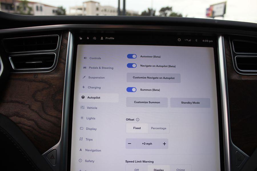 Used Tesla Model s 75D Sedan 4D 2018 | Ideal Motors. Costa Mesa, California Used Tesla Model s 75D Sedan 4D 2018 | Ideal Motors. Costa Mesa, California