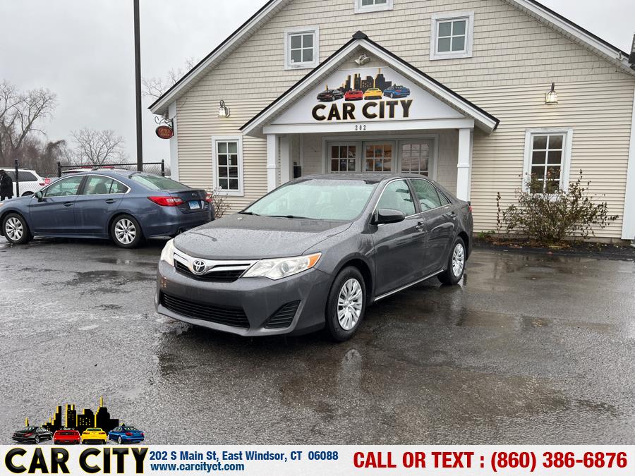 Used Toyota Camry 4dr Sdn I4 Auto LE (Natl) 2013 | Car City LLC. East Windsor, Connecticut