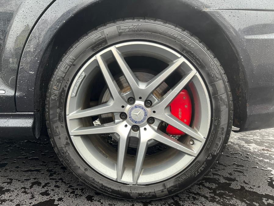 2008 Mercedes-Benz S-Class 4dr Sdn 5.5L V8 4MATIC, available for sale in Springfield, Massachusetts | Jordan Auto Sales. Springfield, Massachusetts 2008 Mercedes-Benz S-Class 4dr Sdn 5.5L V8 4MATIC, available for sale in Springfield, Massachusetts | Jordan Auto Sales. Springfield, Massachusetts