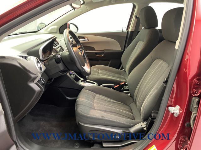 2019 Chevrolet Sonic 4dr Sdn Auto LT, available for sale in Naugatuck, Connecticut | J&M Automotive Sls&Svc LLC. Naugatuck, Connecticut 2019 Chevrolet Sonic 4dr Sdn Auto LT, available for sale in Naugatuck, Connecticut | J&M Automotive Sls&Svc LLC. Naugatuck, Connecticut