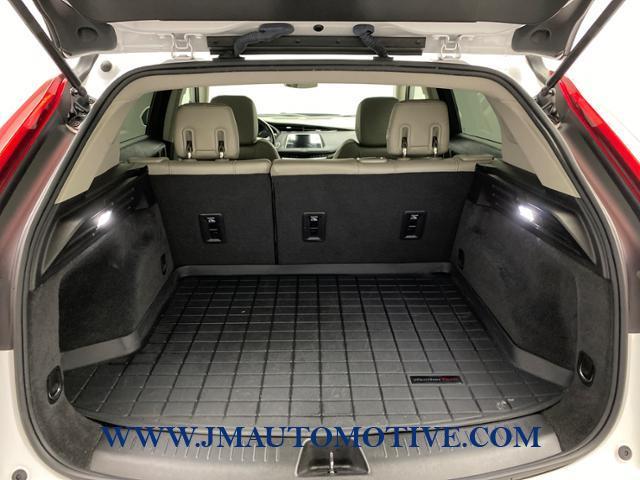 2019 Cadillac Xt4 AWD 4dr Luxury, available for sale in Naugatuck, Connecticut | J&M Automotive Sls&Svc LLC. Naugatuck, Connecticut 2019 Cadillac Xt4 AWD 4dr Luxury, available for sale in Naugatuck, Connecticut | J&M Automotive Sls&Svc LLC. Naugatuck, Connecticut