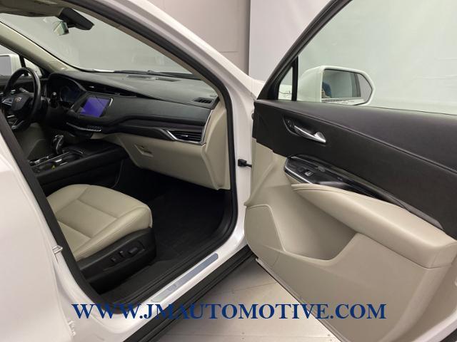 2019 Cadillac Xt4 AWD 4dr Luxury, available for sale in Naugatuck, Connecticut | J&M Automotive Sls&Svc LLC. Naugatuck, Connecticut 2019 Cadillac Xt4 AWD 4dr Luxury, available for sale in Naugatuck, Connecticut | J&M Automotive Sls&Svc LLC. Naugatuck, Connecticut