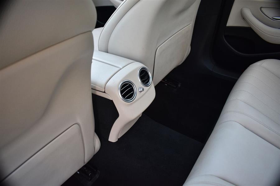 2019 Mercedes-benz E-class E 300 4MATIC AWD 4dr Sedan, available for sale in Great Neck, New York | Camy Cars. Great Neck, New York 2019 Mercedes-benz E-class E 300 4MATIC AWD 4dr Sedan, available for sale in Great Neck, New York | Camy Cars. Great Neck, New York