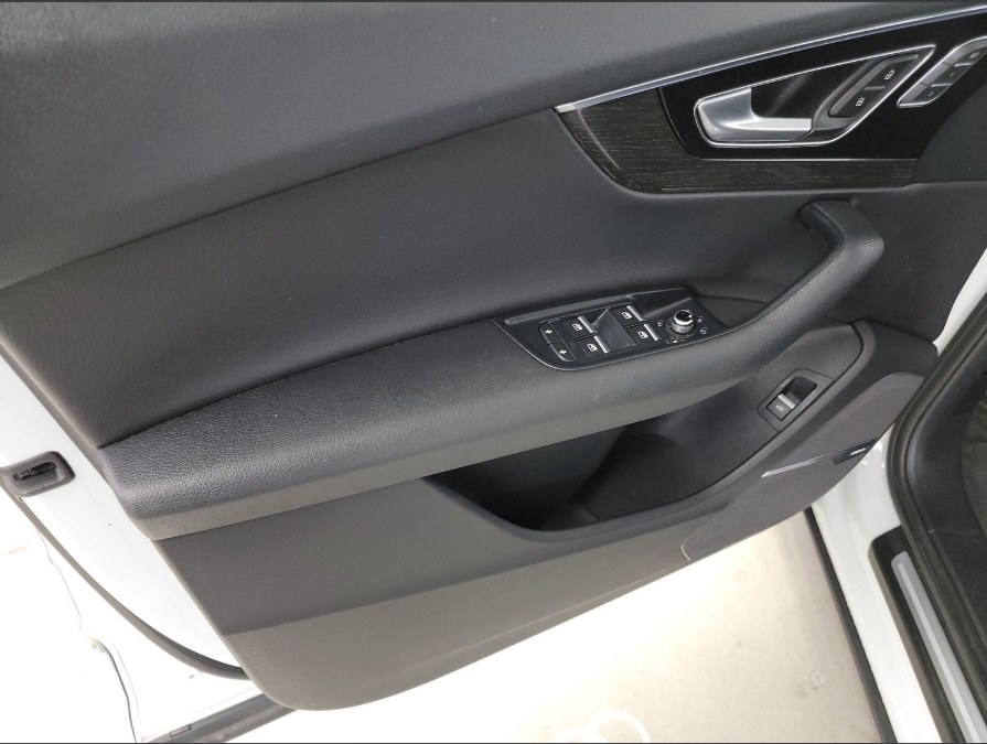 2018 Audi Q7 3.0 TFSI Premium Plus, available for sale in Amityville, New York | Gold Coast Motors of sunrise. Amityville, New York 2018 Audi Q7 3.0 TFSI Premium Plus, available for sale in Amityville, New York | Gold Coast Motors of sunrise. Amityville, New York