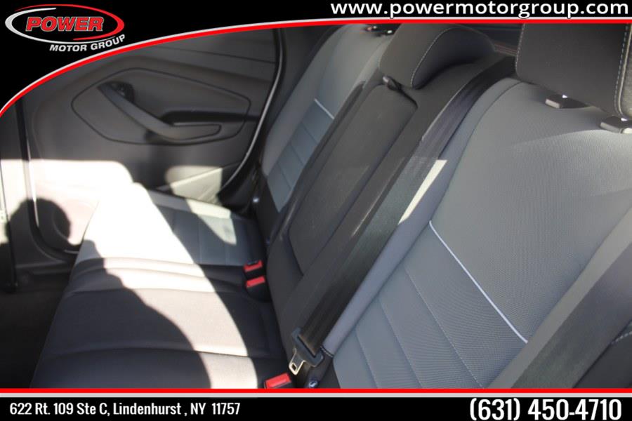 2013 Ford Escape 4WD 4dr SE, available for sale in Lindenhurst, New York | Power Motor Group. Lindenhurst, New York 2013 Ford Escape 4WD 4dr SE, available for sale in Lindenhurst, New York | Power Motor Group. Lindenhurst, New York