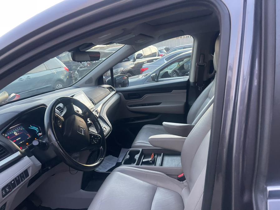 2018 Honda Odyssey EX-L w/Navi/RES Auto, available for sale in Brooklyn, New York | Brooklyn Auto Mall LLC. Brooklyn, New York 2018 Honda Odyssey EX-L w/Navi/RES Auto, available for sale in Brooklyn, New York | Brooklyn Auto Mall LLC. Brooklyn, New York