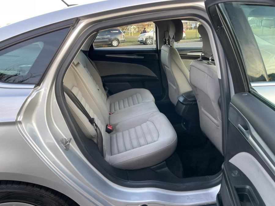 2014 Ford Fusion 4dr Sdn S FWD, available for sale in Copiague, New York | Great Deal Motors. Copiague, New York 2014 Ford Fusion 4dr Sdn S FWD, available for sale in Copiague, New York | Great Deal Motors. Copiague, New York