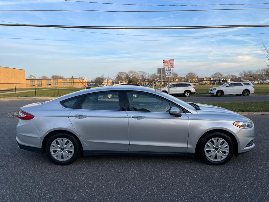 2014 Ford Fusion 4dr Sdn S FWD, available for sale in Copiague, New York | Great Deal Motors. Copiague, New York 2014 Ford Fusion 4dr Sdn S FWD, available for sale in Copiague, New York | Great Deal Motors. Copiague, New York