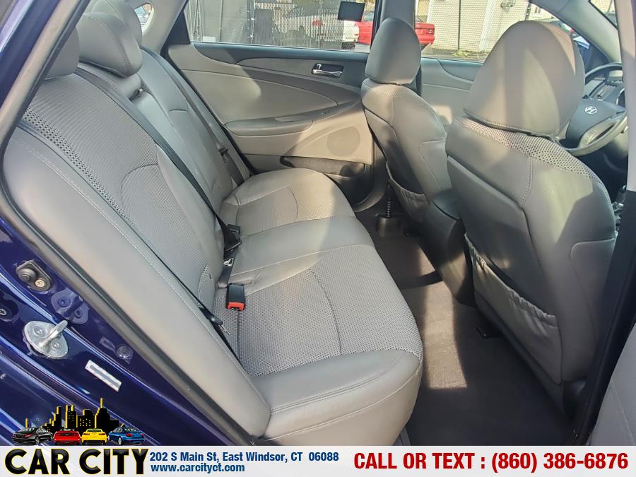 2011 Hyundai Sonata 4dr Sdn 2.4L Auto SE *Ltd Avail*, available for sale in East Windsor, Connecticut | Car City LLC. East Windsor, Connecticut 2011 Hyundai Sonata 4dr Sdn 2.4L Auto SE *Ltd Avail*, available for sale in East Windsor, Connecticut | Car City LLC. East Windsor, Connecticut