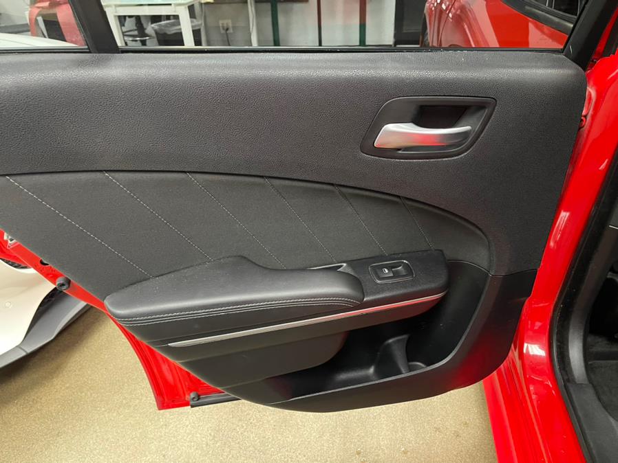 2018 Dodge Charger R/T RWD, available for sale in Inwood, New York | 5 Towns Drive. Inwood, New York 2018 Dodge Charger R/T RWD, available for sale in Inwood, New York | 5 Towns Drive. Inwood, New York