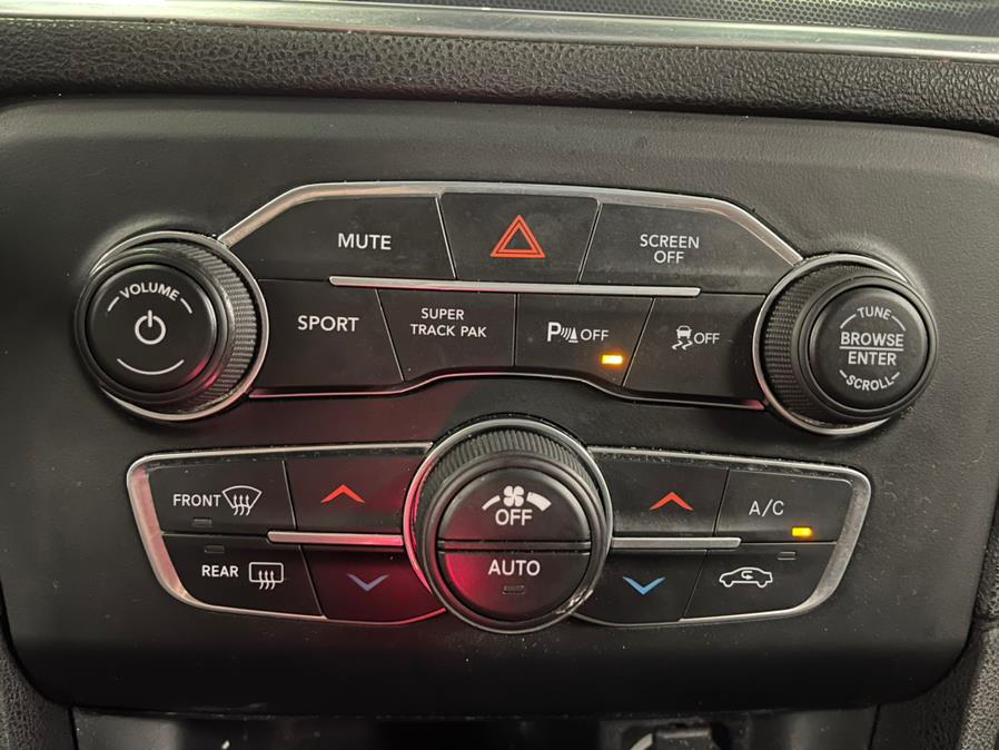 2018 Dodge Charger R/T RWD, available for sale in Inwood, New York | 5 Towns Drive. Inwood, New York 2018 Dodge Charger R/T RWD, available for sale in Inwood, New York | 5 Towns Drive. Inwood, New York