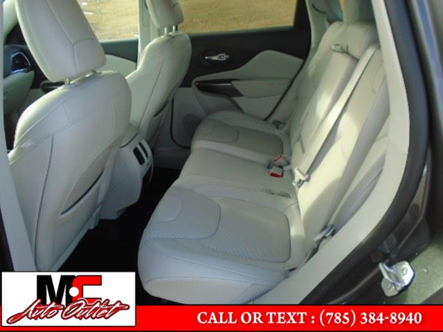 2020 Jeep Cherokee Limited 4x4, available for sale in Colby, Kansas | M C Auto Outlet Inc. Colby, Kansas 2020 Jeep Cherokee Limited 4x4, available for sale in Colby, Kansas | M C Auto Outlet Inc. Colby, Kansas