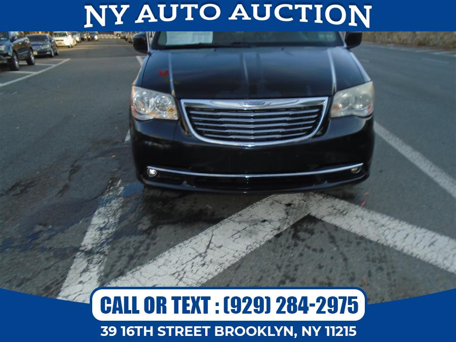 2014 Chrysler Town & Country 4dr Wgn Touring, available for sale in Brooklyn, New York | NY Auto Auction. Brooklyn, New York