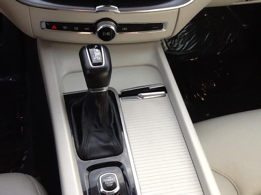 2021 Volvo XC60 T5 AWD Momentum, available for sale in Groton, Connecticut | Eurocars Plus. Groton, Connecticut 2021 Volvo XC60 T5 AWD Momentum, available for sale in Groton, Connecticut | Eurocars Plus. Groton, Connecticut