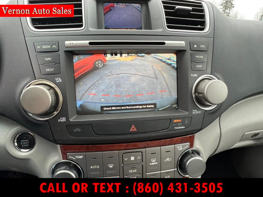 2012 Toyota Highlander FWD 4dr V6 Limited (Natl), available for sale in Manchester, Connecticut | Vernon Auto Sale & Service. Manchester, Connecticut 2012 Toyota Highlander FWD 4dr V6 Limited (Natl), available for sale in Manchester, Connecticut | Vernon Auto Sale & Service. Manchester, Connecticut