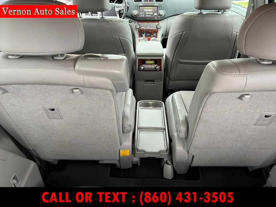 2012 Toyota Highlander FWD 4dr V6 Limited (Natl), available for sale in Manchester, Connecticut | Vernon Auto Sale & Service. Manchester, Connecticut 2012 Toyota Highlander FWD 4dr V6 Limited (Natl), available for sale in Manchester, Connecticut | Vernon Auto Sale & Service. Manchester, Connecticut