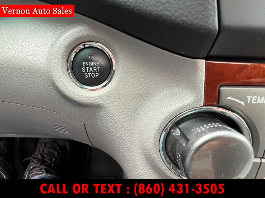 2012 Toyota Highlander FWD 4dr V6 Limited (Natl), available for sale in Manchester, Connecticut | Vernon Auto Sale & Service. Manchester, Connecticut 2012 Toyota Highlander FWD 4dr V6 Limited (Natl), available for sale in Manchester, Connecticut | Vernon Auto Sale & Service. Manchester, Connecticut