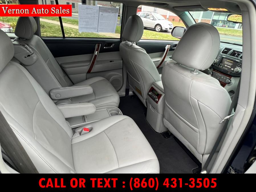 2012 Toyota Highlander FWD 4dr V6 Limited (Natl), available for sale in Manchester, Connecticut | Vernon Auto Sale & Service. Manchester, Connecticut 2012 Toyota Highlander FWD 4dr V6 Limited (Natl), available for sale in Manchester, Connecticut | Vernon Auto Sale & Service. Manchester, Connecticut