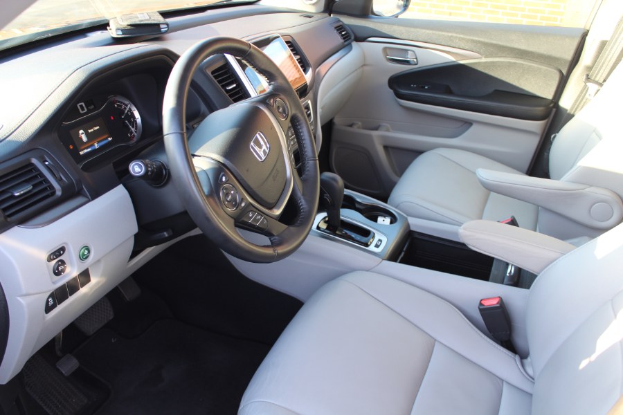 2018 Honda Pilot EX-L w/Navigation AWD, available for sale in Deer Park, New York | Car Tec Enterprise Leasing & Sales LLC. Deer Park, New York 2018 Honda Pilot EX-L w/Navigation AWD, available for sale in Deer Park, New York | Car Tec Enterprise Leasing & Sales LLC. Deer Park, New York