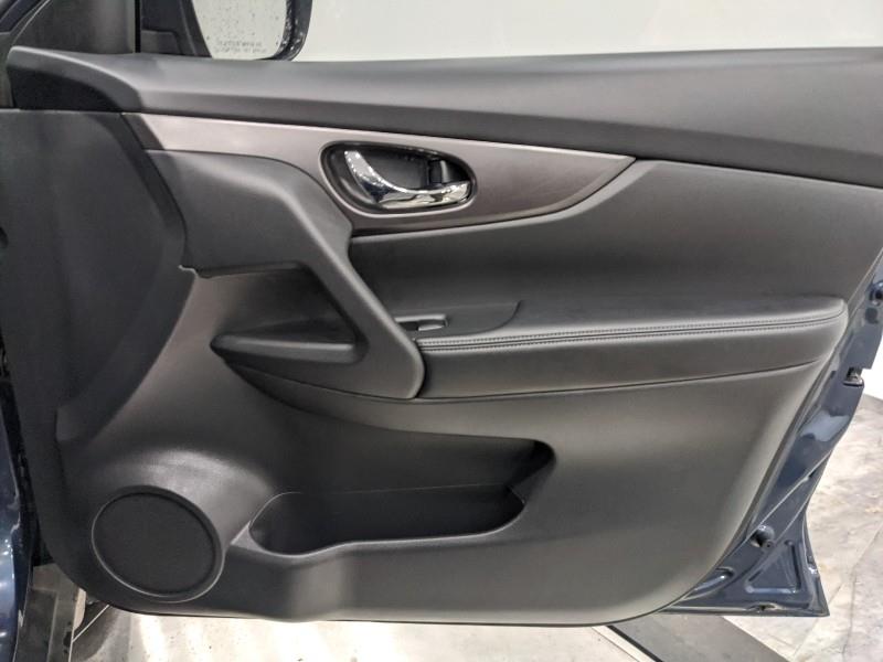 Used Nissan Rogue S 2015 | Car Revolution. Maple Shade, New Jersey Used Nissan Rogue S 2015 | Car Revolution. Maple Shade, New Jersey