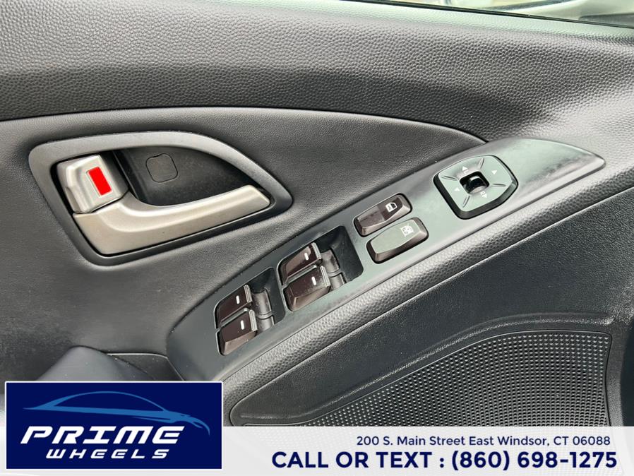 Used Hyundai Tucson AWD 4dr Auto GLS 2012 | Prime Wheels. East Windsor, Connecticut Used Hyundai Tucson AWD 4dr Auto GLS 2012 | Prime Wheels. East Windsor, Connecticut
