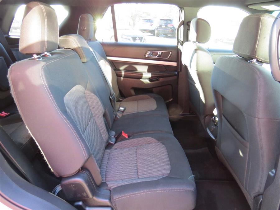 2017 Ford Explorer XLT AWD 4dr SUV, available for sale in Auburn, Maine | Lake City Exports Inc. Auburn, Maine 2017 Ford Explorer XLT AWD 4dr SUV, available for sale in Auburn, Maine | Lake City Exports Inc. Auburn, Maine