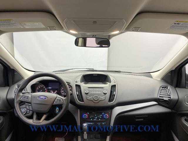 2017 Ford Escape SE FWD, available for sale in Naugatuck, Connecticut | J&M Automotive Sls&Svc LLC. Naugatuck, Connecticut 2017 Ford Escape SE FWD, available for sale in Naugatuck, Connecticut | J&M Automotive Sls&Svc LLC. Naugatuck, Connecticut