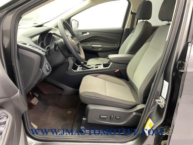 2017 Ford Escape SE FWD, available for sale in Naugatuck, Connecticut | J&M Automotive Sls&Svc LLC. Naugatuck, Connecticut 2017 Ford Escape SE FWD, available for sale in Naugatuck, Connecticut | J&M Automotive Sls&Svc LLC. Naugatuck, Connecticut