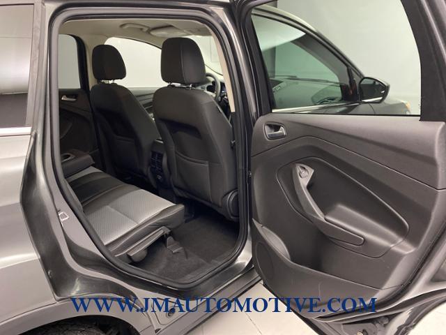 2017 Ford Escape SE FWD, available for sale in Naugatuck, Connecticut | J&M Automotive Sls&Svc LLC. Naugatuck, Connecticut 2017 Ford Escape SE FWD, available for sale in Naugatuck, Connecticut | J&M Automotive Sls&Svc LLC. Naugatuck, Connecticut