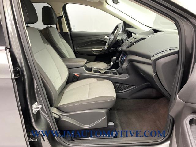 2017 Ford Escape SE FWD, available for sale in Naugatuck, Connecticut | J&M Automotive Sls&Svc LLC. Naugatuck, Connecticut 2017 Ford Escape SE FWD, available for sale in Naugatuck, Connecticut | J&M Automotive Sls&Svc LLC. Naugatuck, Connecticut