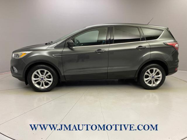 2017 Ford Escape SE FWD, available for sale in Naugatuck, Connecticut | J&M Automotive Sls&Svc LLC. Naugatuck, Connecticut 2017 Ford Escape SE FWD, available for sale in Naugatuck, Connecticut | J&M Automotive Sls&Svc LLC. Naugatuck, Connecticut