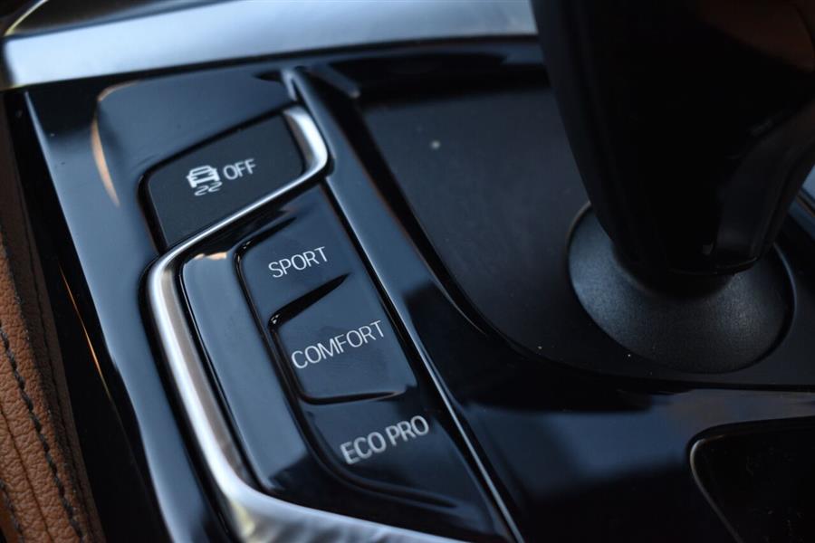 2018 BMW 5 Series M550i xDrive AWD 4dr Sedan, available for sale in Great Neck, New York | Camy Cars. Great Neck, New York 2018 BMW 5 Series M550i xDrive AWD 4dr Sedan, available for sale in Great Neck, New York | Camy Cars. Great Neck, New York