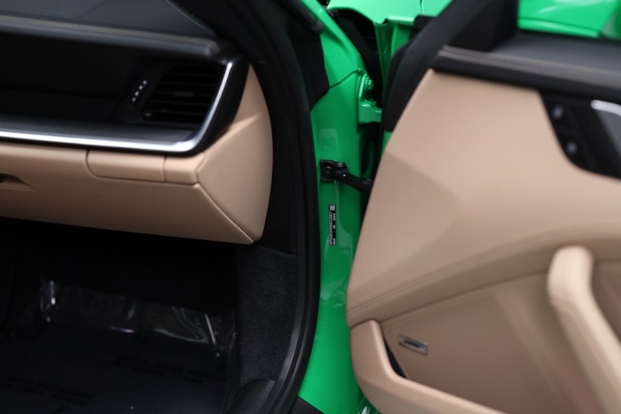 2022 Porsche 911 Carrera 4S Coupe, available for sale in North Salem, New York | Meccanic Shop North Inc. North Salem, New York 2022 Porsche 911 Carrera 4S Coupe, available for sale in North Salem, New York | Meccanic Shop North Inc. North Salem, New York