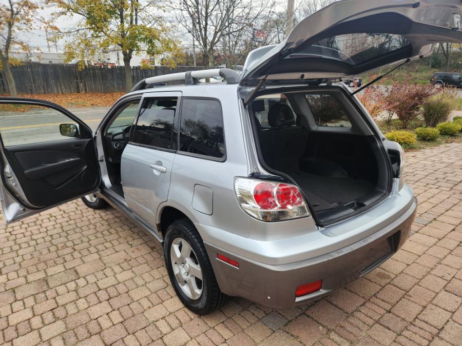 2004 Mitsubishi Outlander 4dr AWD XLS, available for sale in West Babylon, New York | SGM Auto Sales. West Babylon, New York 2004 Mitsubishi Outlander 4dr AWD XLS, available for sale in West Babylon, New York | SGM Auto Sales. West Babylon, New York