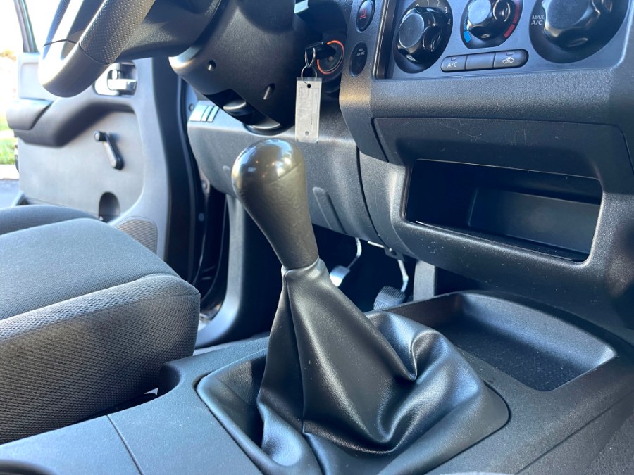 2006 Nissan Frontier XE King Cab I4 Manual 2WD, available for sale in Lake Forest, California | Pacific Green Line. Lake Forest, California 2006 Nissan Frontier XE King Cab I4 Manual 2WD, available for sale in Lake Forest, California | Pacific Green Line. Lake Forest, California