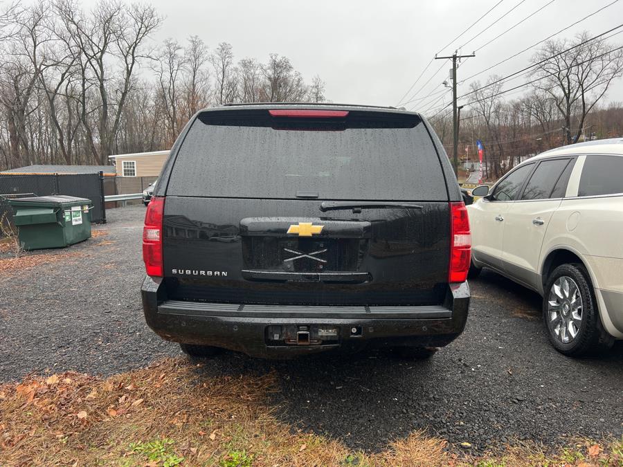 2013 Chevrolet Suburban 4WD 4dr 1500 LT, available for sale in Berlin, Connecticut | Main Auto of Berlin. Berlin, Connecticut 2013 Chevrolet Suburban 4WD 4dr 1500 LT, available for sale in Berlin, Connecticut | Main Auto of Berlin. Berlin, Connecticut