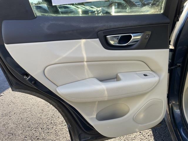 Used Volvo Xc60 T5 Momentum 2019 | Blasius of Danbury. Danbury, Connecticut Used Volvo Xc60 T5 Momentum 2019 | Blasius of Danbury. Danbury, Connecticut