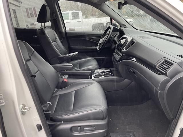 Used Honda Pilot Touring 2019 | Blasius of Danbury. Danbury, Connecticut Used Honda Pilot Touring 2019 | Blasius of Danbury. Danbury, Connecticut