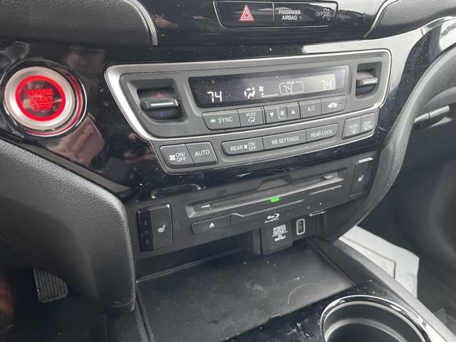 Used Honda Pilot Touring 2019 | Blasius of Danbury. Danbury, Connecticut Used Honda Pilot Touring 2019 | Blasius of Danbury. Danbury, Connecticut