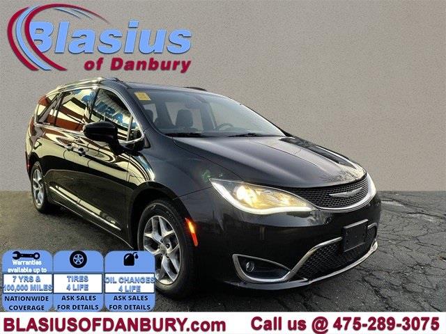 Used Chrysler Pacifica Touring L Plus 2017 | Blasius of Danbury. Danbury, Connecticut