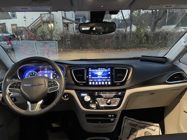 Used Chrysler Pacifica Touring L Plus 2017 | Blasius of Danbury. Danbury, Connecticut Used Chrysler Pacifica Touring L Plus 2017 | Blasius of Danbury. Danbury, Connecticut